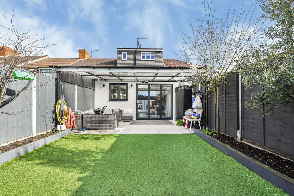 Photo 6- click for photo gallery